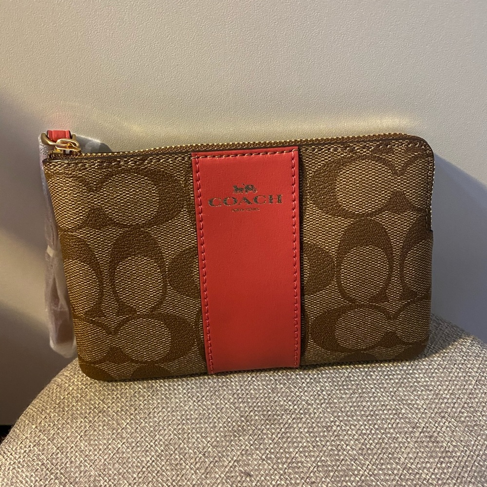 Coach wristlet BRN/PNK